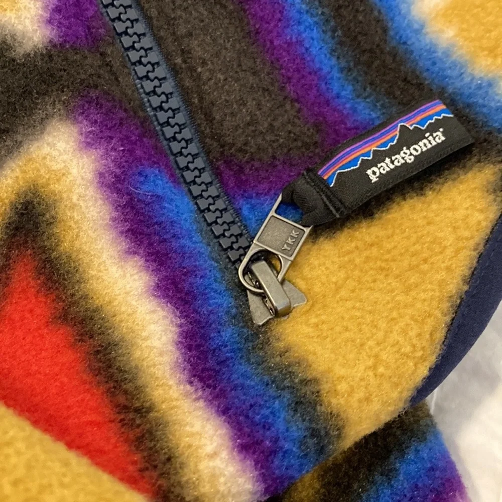 🛑Patagonia Synchilla Jumpsuit Fleece-Lab Patched Vision Quest Big:Catalan Coral - Picture 3 of 8